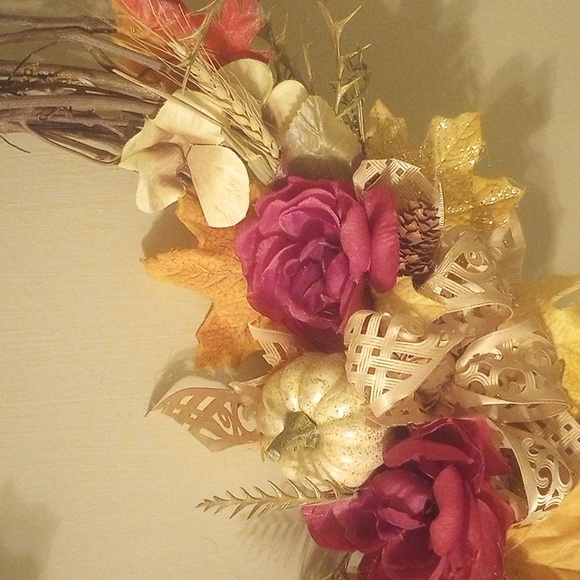 Fall artificial wreath - Picture 4 of 6